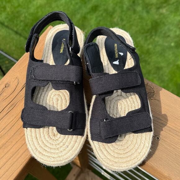 NWOB Pretty Little Thing size 8 Black Canvas Strappy Sandals Espadrille Sole - Picture 2 of 11
